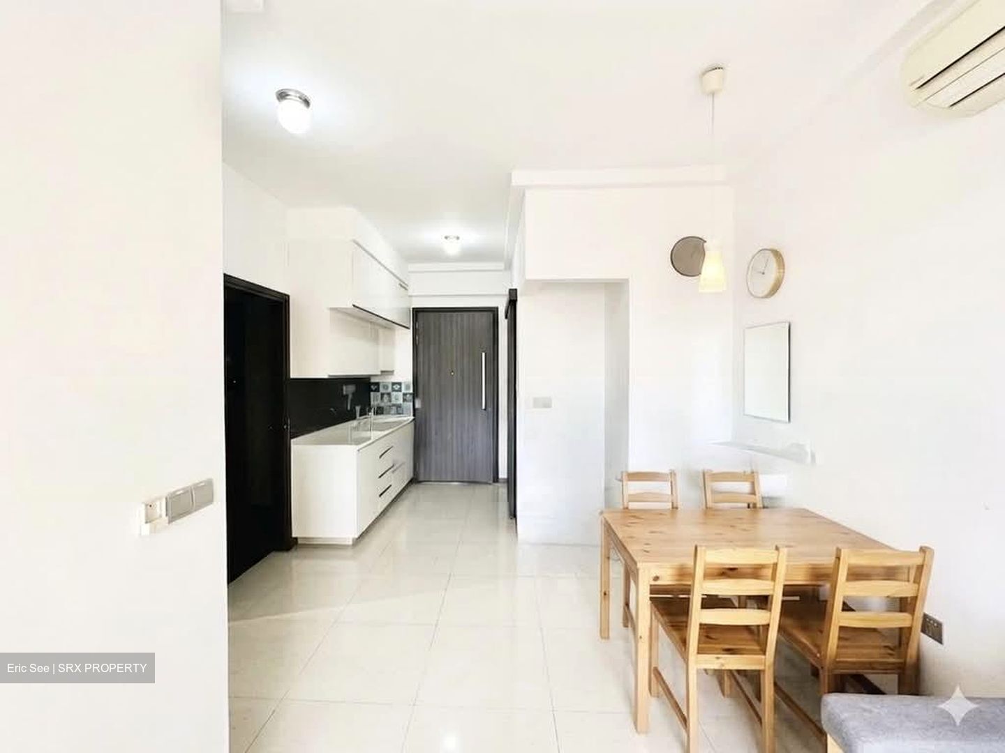 Sims Edge (D14), Apartment #582777311